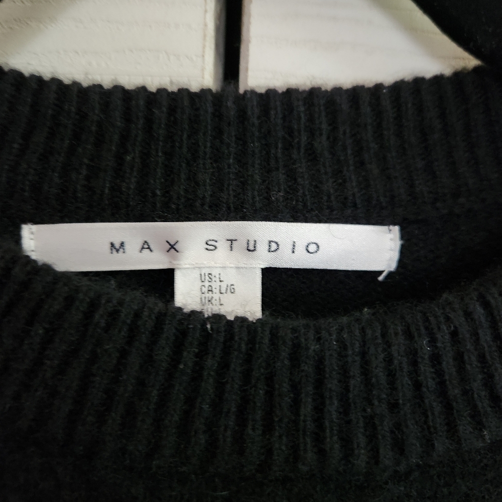 Max Studio Black and Gold Crew Neck Sweater - Picture 6 of 8